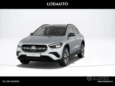 Nuova Mercedes GLA200 Progressive 2026 Grigio SUV