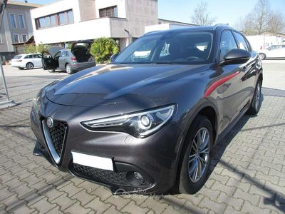 Usata Alfa Romeo Stelvio Business 190 CV (139 kW) 2021 Grigio SUV
