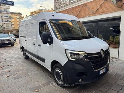 Usata Renault Master 136 CV (100 kW) 2021 Bianco Monovolume