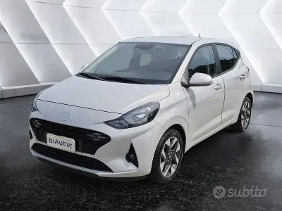 Usata Hyundai i10 Prime 67 CV (49 kW) 2024 Grigio Utilitaria