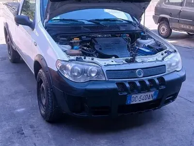 Usata Fiat Strada 84 CV (61 kW) 2006