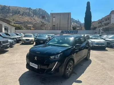 Usata Peugeot 2008 Active 110 CV (80 kW) 2021 Nero SUV