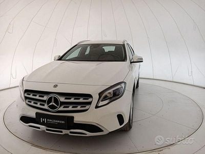 Mercedes 220