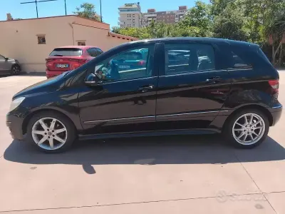Usata Mercedes B200