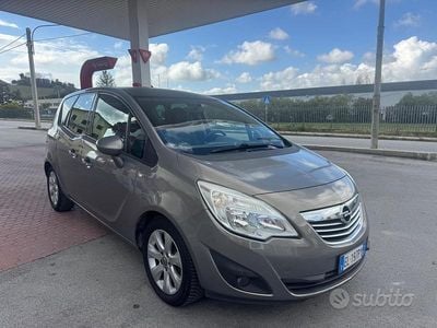 Usata Opel Meriva Cosmo 120 CV (88 kW) 2011 Monovolume