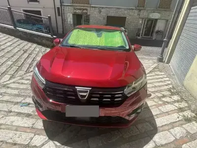 Usata Dacia Sandero 101 CV (74 kW) 2022 Rosso Berlina