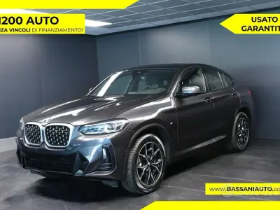 Usata BMW X4 M Sport 190 CV (139 kW) 2023 Grigio scuro SUV