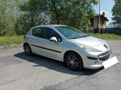 Usata Peugeot 207 70 CV (51 kW) 2007 Grigio Berlina