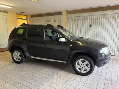 Usata Dacia Duster Lauréate 107 CV (78 kW) 2011 Nero SUV