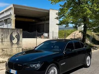 Begagnad BMW 730 Comfort Edition 258 HK (189 kW) 2014 Svart Sedan