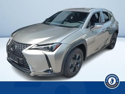 Nuova Lexus UX 184 CV (135 kW) 2025 Grigio metallizzato SUV