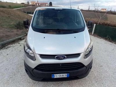Usata Ford Transit Custom 52 CV (38 kW) 2015 Argento Furgone