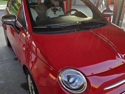 Usata Fiat 500 Dolcevita 69 CV (50 kW) 2022 Rosso Utilitaria