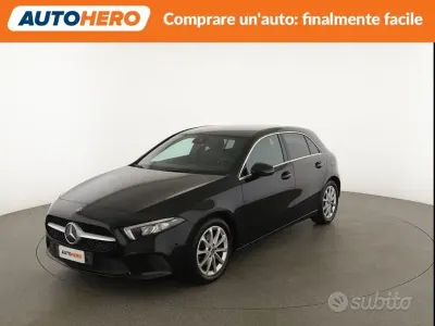 Usata Mercedes A180 116 CV (85 kW) 2019 Nero Berlina