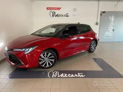 Usata Toyota Corolla Style 122 CV (89 kW) 2022 Rosso Berlina