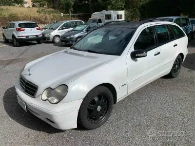 Usata Mercedes C220 116 CV (85 kW) 2003 Bianco Station wagon