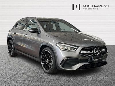 Usata Mercedes GLA200 Premium 150 CV (110 kW) 2023 Grigio SUV