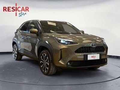 Usata Toyota Yaris Cross Trend 92 CV (67 kW) 2022 Oro SUV