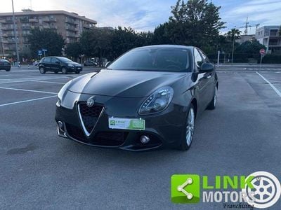 Usata Alfa Romeo Giulietta Progression 137 CV (100 kW) 2015 Grigio Utilitaria
