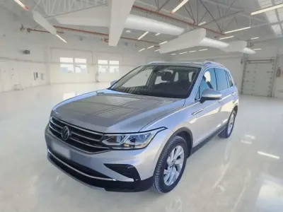 Usata VW Tiguan Elegance 150 CV (110 kW) 2021 Argento SUV