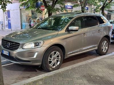Usata Volvo XC60 Summum 220 CV (161 kW) 2015 Grigio SUV