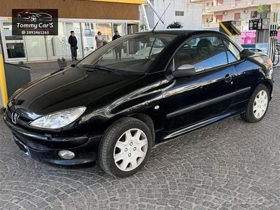Usata Peugeot 206 CC 110 CV (80 kW) 2001 Nero Cabrio