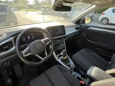 Usata VW T-Roc 116 CV (85 kW) 2024 Nero SUV