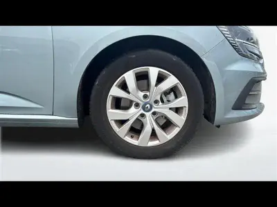 Usata Renault Mégane IV Business 158 CV (116 kW) 2021 Grigio chiaro Station wagon