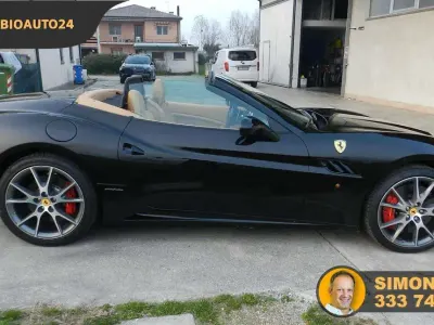 Usata Ferrari California 460 CV (338 kW) 2011 Nero Cabrio