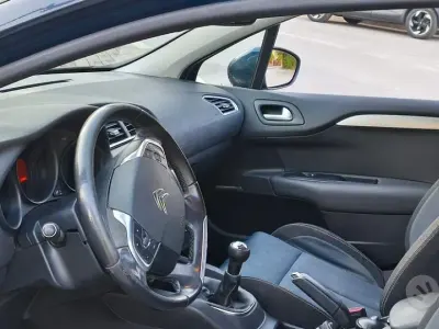 Usata Citroën C4 92 CV (67 kW) 2013 Bluazzurro Berlina