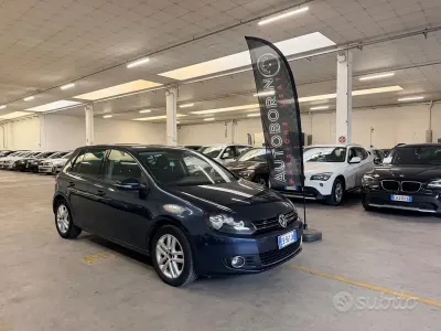 Usata VW Golf VI Highline 122 CV (89 kW) 2011 Blu Utilitaria