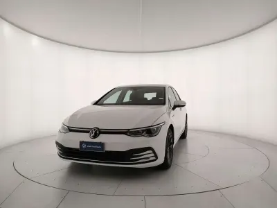 Usata VW Golf VIII Style 131 CV (96 kW) 2023 Bianco Berlina
