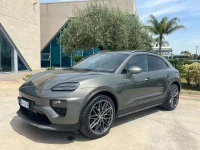Usata Porsche Macan 144 kW (197 CV) 2024 Verde SUV