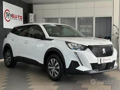 Usata Peugeot 2008 Active 110 CV (80 kW) 2022 Bianco SUV