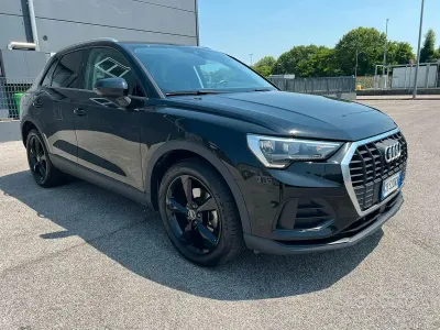 Usata Audi Q3 Advanced 150 CV (110 kW) 2022 Nero SUV