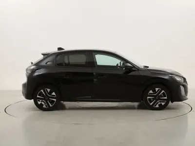 Käytetty Peugeot 208 GT 101 HP (74 kW) 2025 Viistoperä