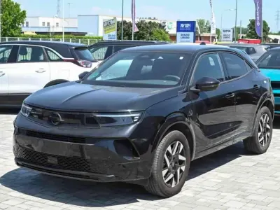 Usata Opel Mokka 136 CV (100 kW) 2025 Nero SUV