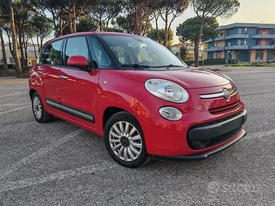 Begagnad Fiat 500L 85 HK (62 kW) 2014 Röd Minibuss