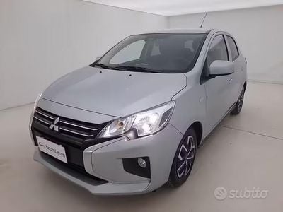 Usata Mitsubishi Space Star Intense 80 CV (58 kW) 2022 Grigio Utilitaria