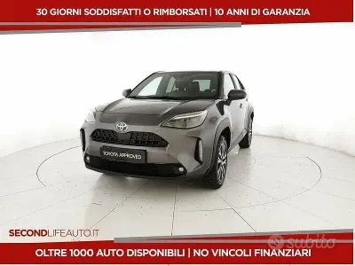 Usata Toyota Yaris Cross Trend 92 CV (67 kW) 2022 Grigio SUV