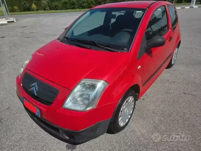 Usata Citroën C2 68 CV (50 kW) 2007 Rosso Utilitaria