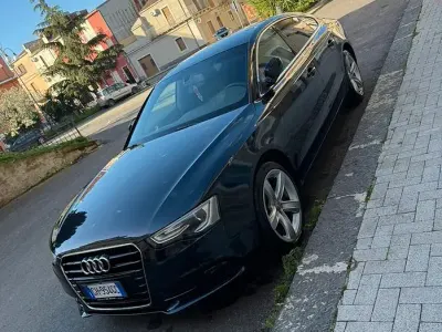 Usata Audi A5 Sportback 177 CV (130 kW) 2013 Blu Utilitaria