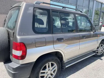 Usata Mitsubishi Pajero 129 CV (94 kW) 2002 SUV