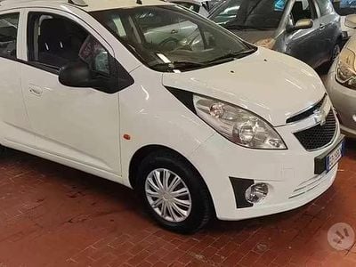 Usata Chevrolet Spark LS 82 CV (60 kW) 2010 Bianco pastello Utilitaria