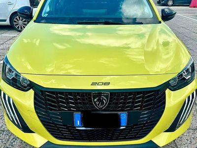 Usata Peugeot 208 Active 2024 Giallo Utilitaria