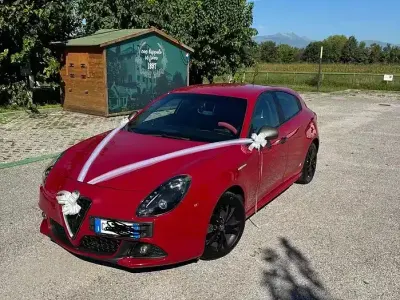 Usata Alfa Romeo Giulietta 109 CV (80 kW) 2016 Rosso Utilitaria