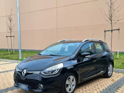 Usata Renault Clio 75 CV (55 kW) 2014 Nero Station wagon