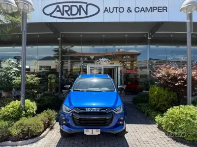 Usata Isuzu D-Max 163 CV (119 kW) 2024 Blu Cabrio