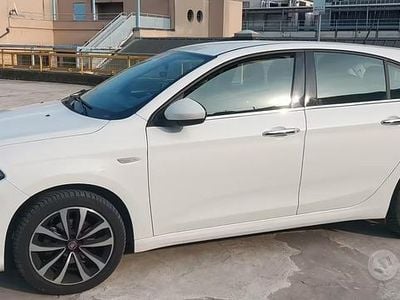 Usata Fiat Tipo Lounge 120 CV (88 kW) 2017 Bianco Berlina