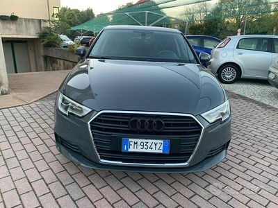 Usata Audi A3 Sport 150 CV (110 kW) 2017 Grigio Berlina